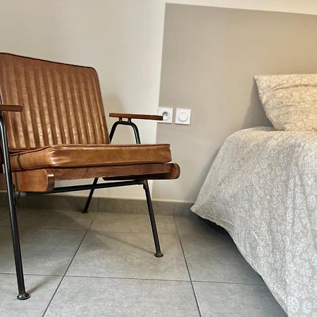 Suite Danbury Ліон Екстер'єр фото
